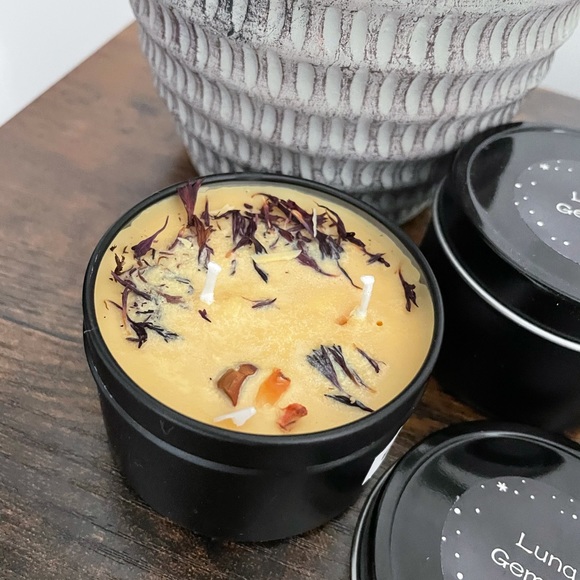 Elements 4oz Candle Bundle - Picture 4 of 5